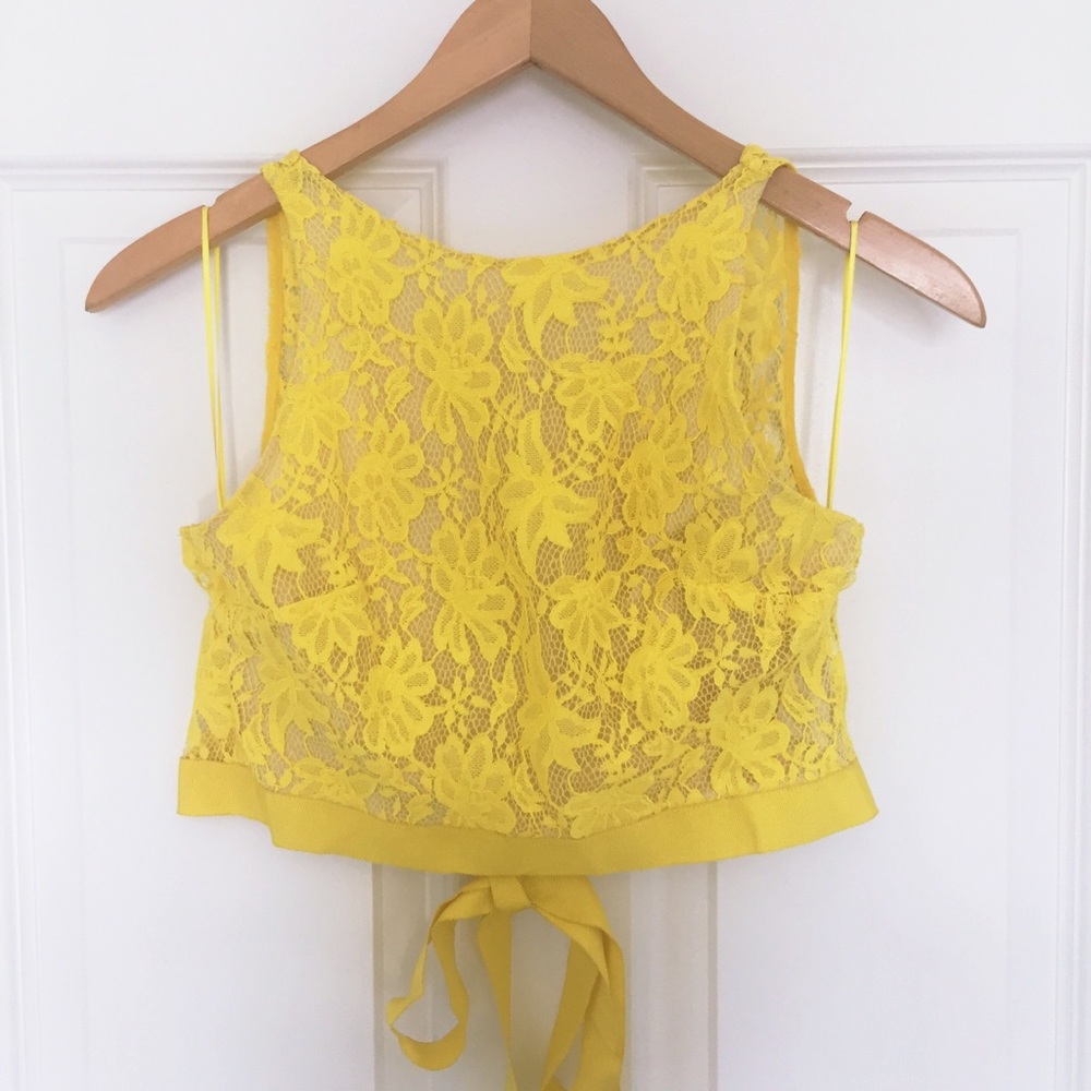 Zara Yellow 🌼 Lace Crop